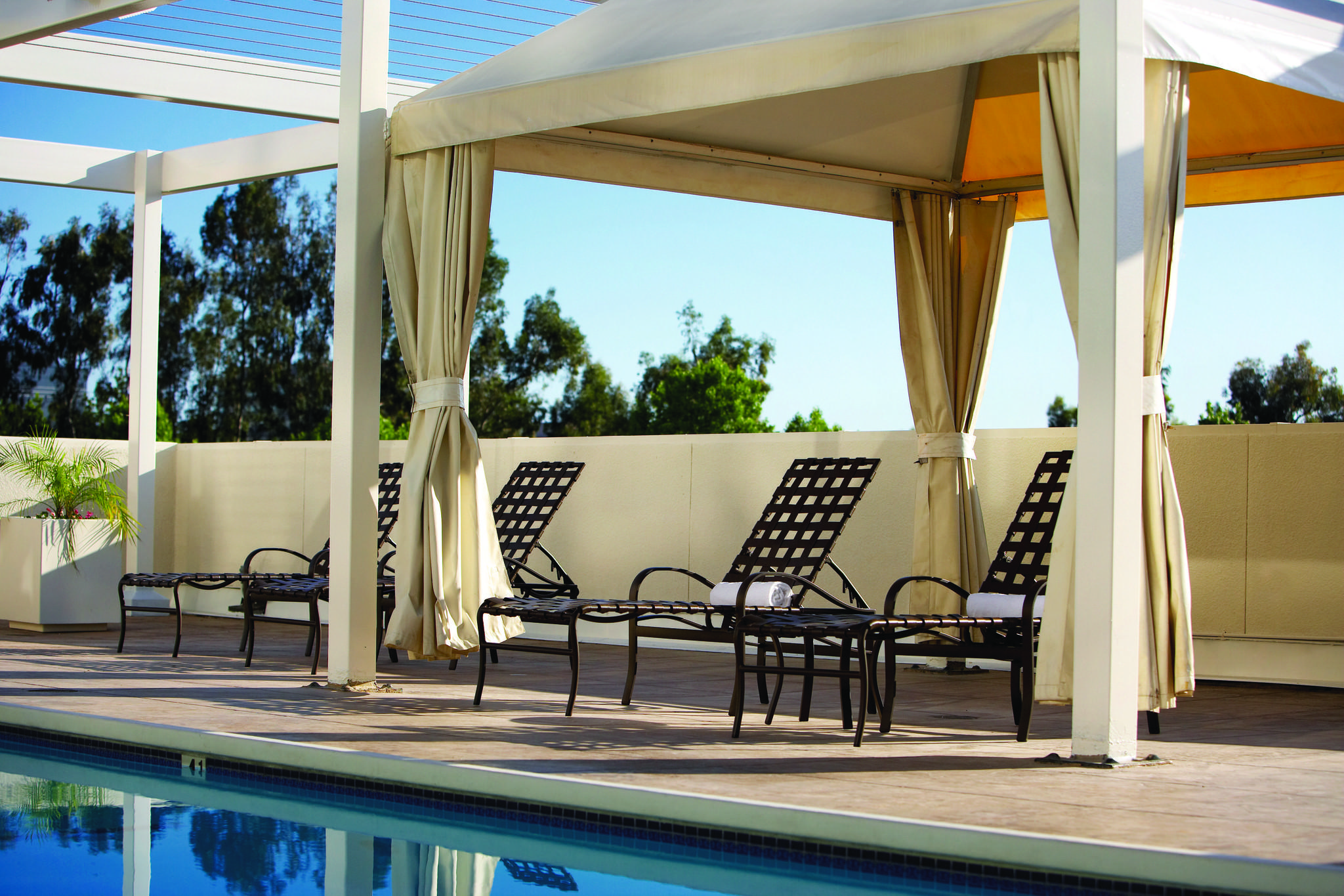 Renaissance Newport Hotel Newport Beach