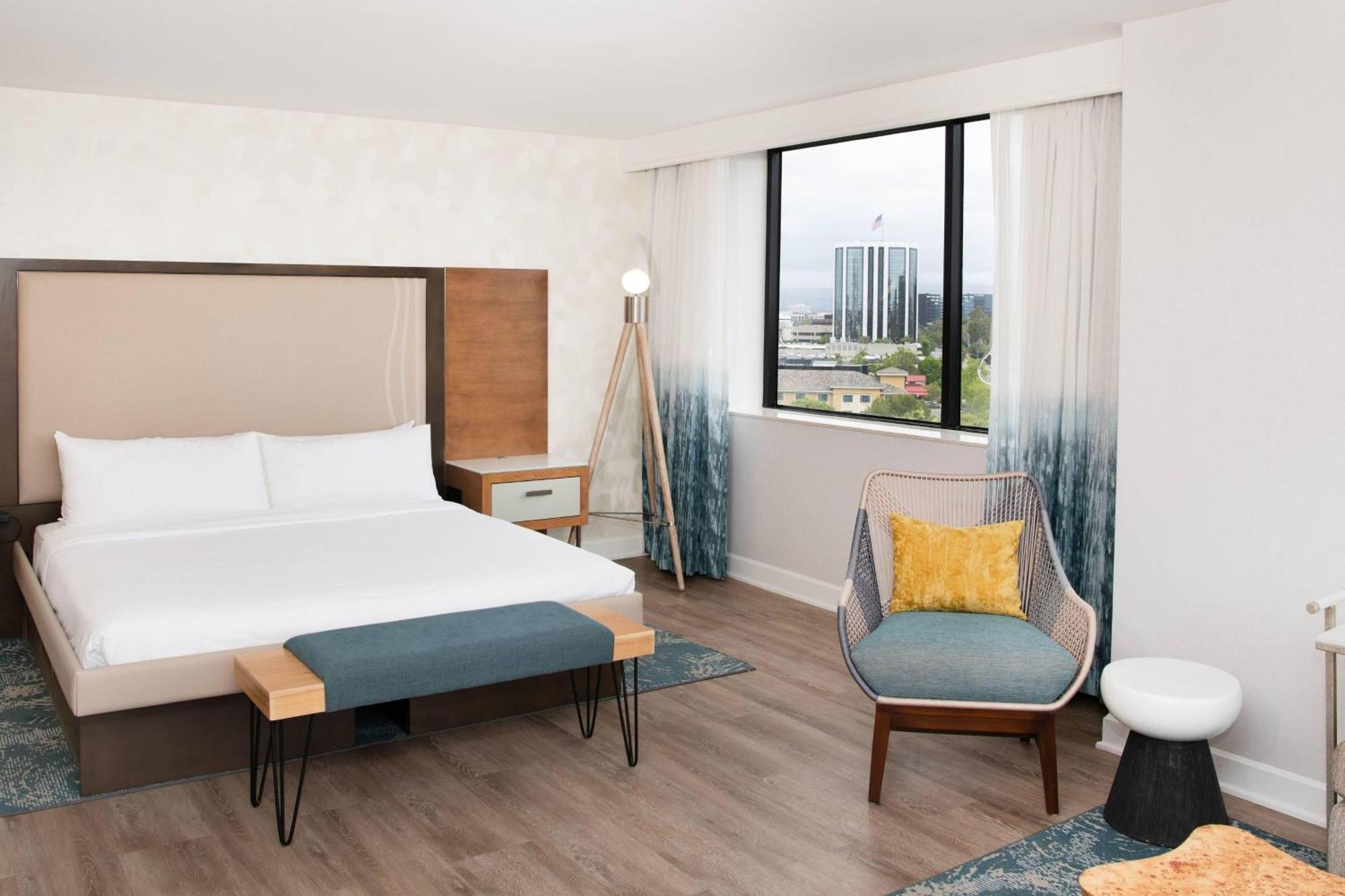 Renaissance Newport 4* Newport Beach